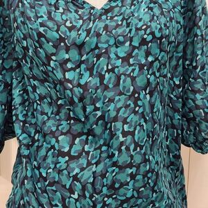 Loft Stylish Teal and Black Women's Top Sz Xs